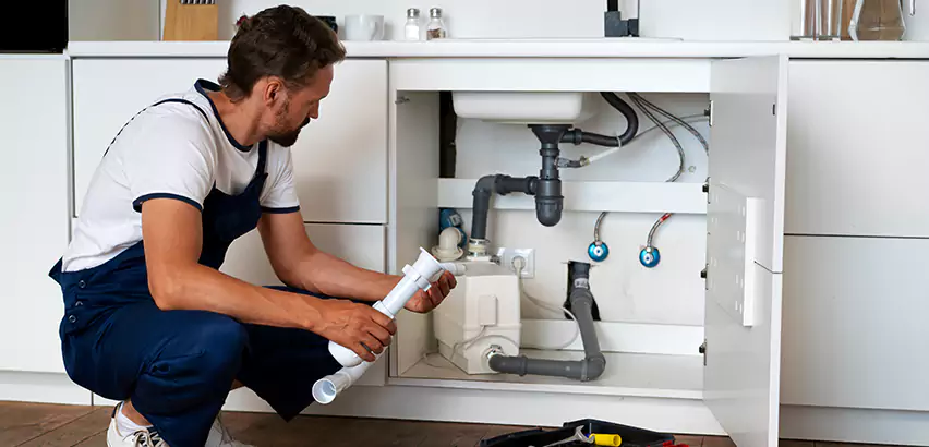 Plumbers for Frozen Pipes in Nesconset
